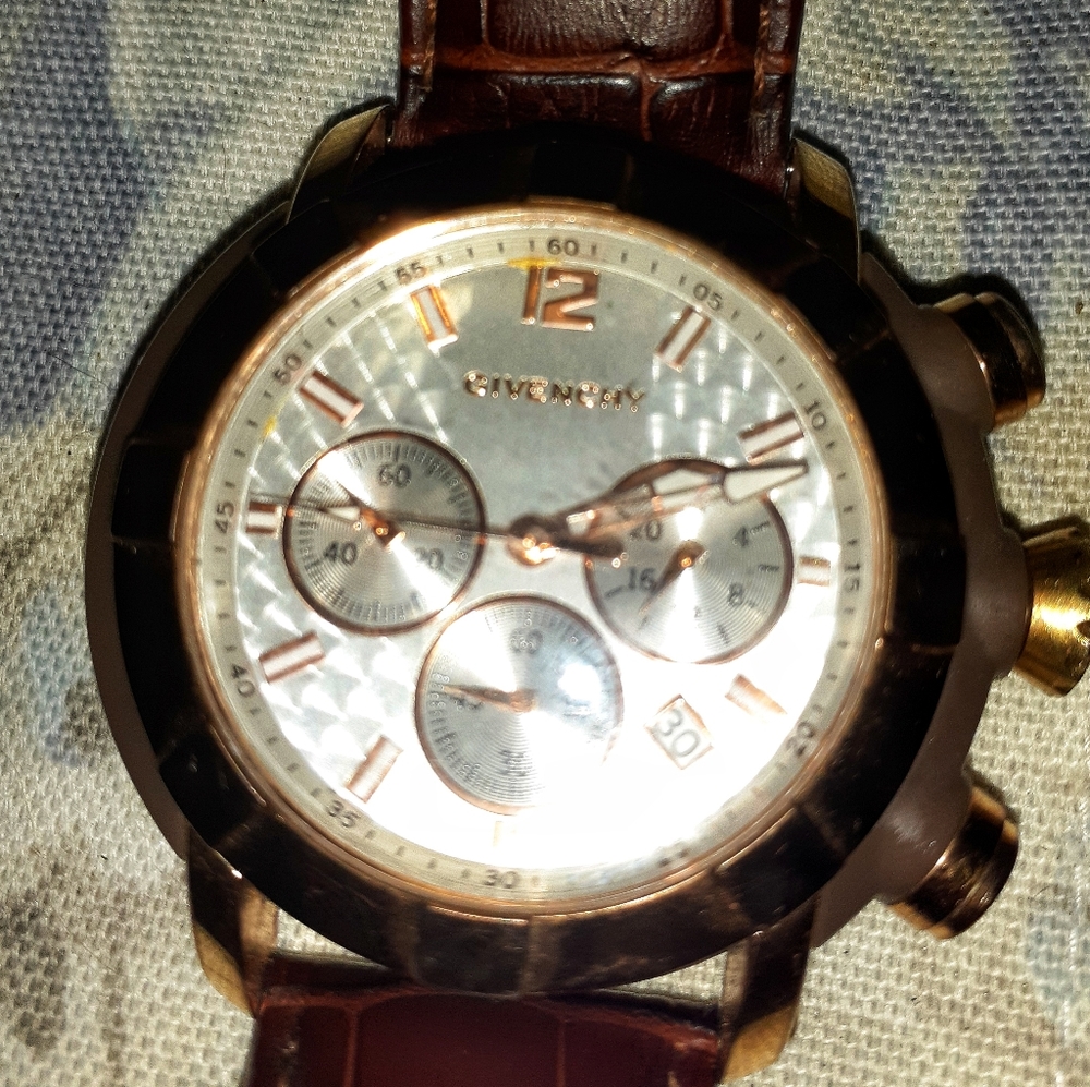 Givenchy Watch - Picture 2 of 3